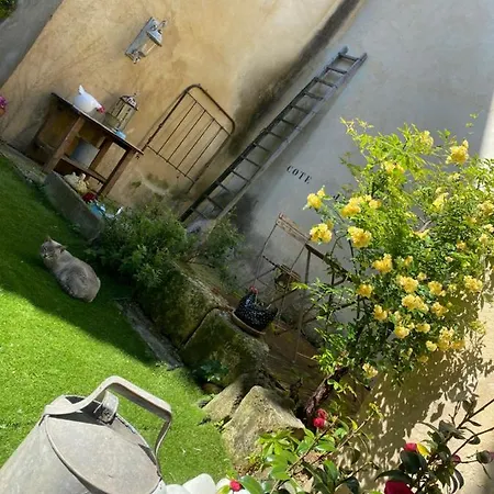 Vakantiehuis Au Dix Huit Saint-Paul-les-Fonts